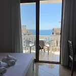 아파트 Elisabeta Sarandë